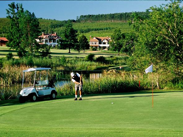 Oliver's Restaurant and Lodge - enjoy a game of golf at the nearby White River Country Club